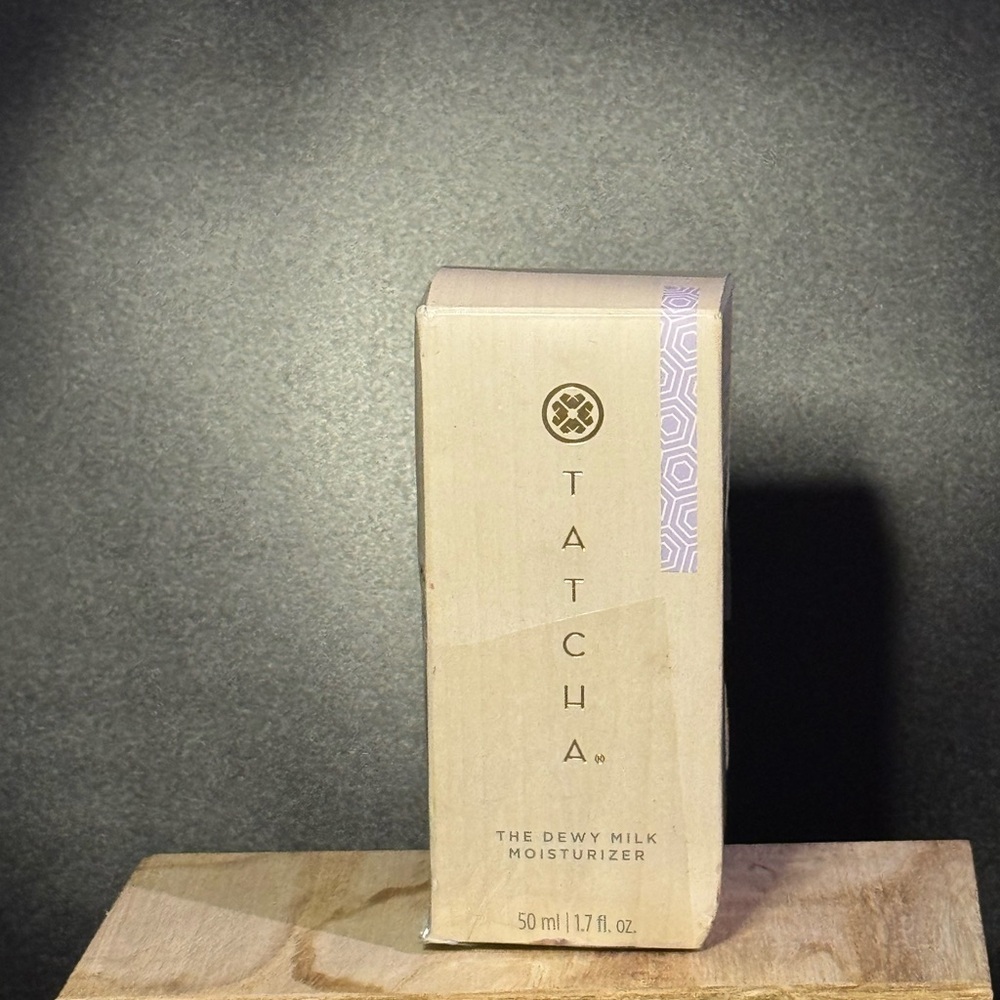 Tatcha The Dewy Milk Moisturizer – 50 mL / 1.7 fl oz